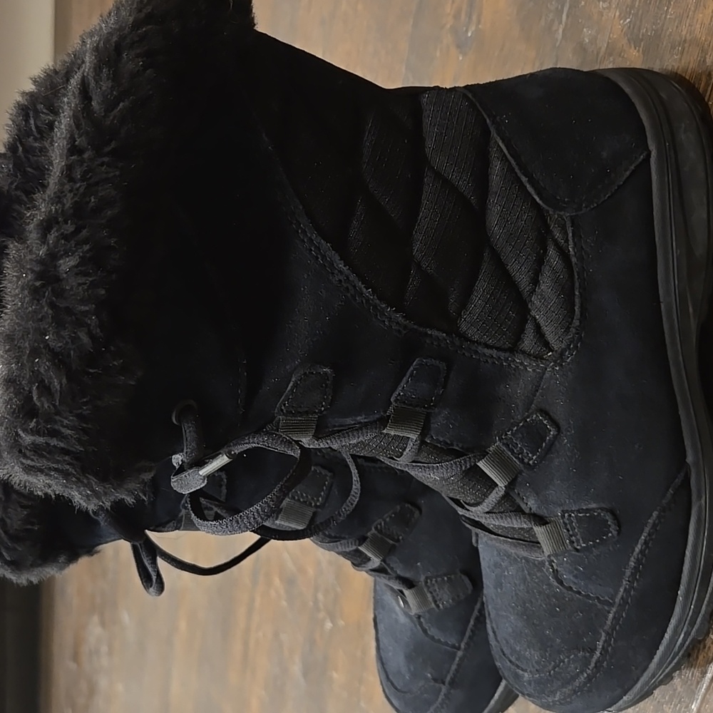 Columbia Black Women's Winter Rain Boots with Faux Fur Cuff